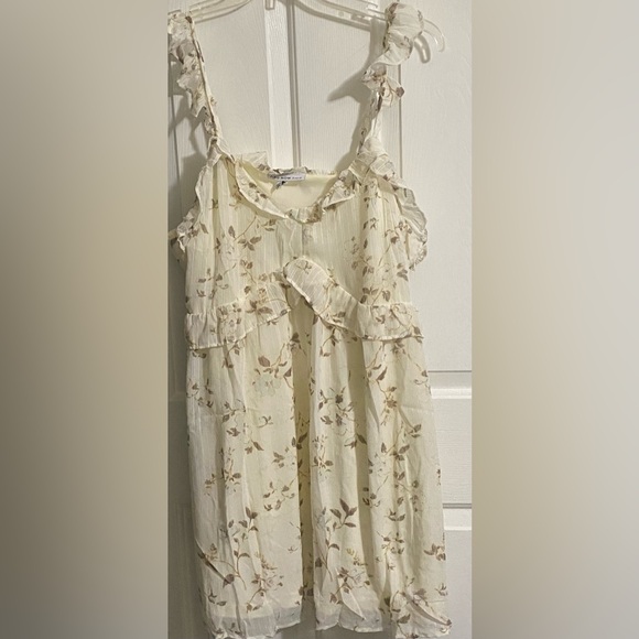 AND NOW THIS Dresses & Skirts - NWT.. WOMENS AND NOW THIS FLORAL RUFFLE DRESS